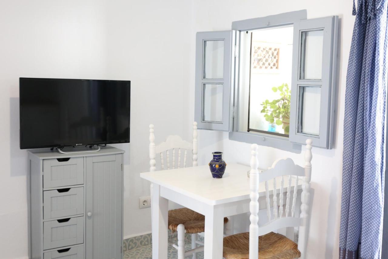 Vivienda Turistica De Alojamiento Rural Silla Vieja เวเฮร์ เด ลา ฟรอนเตรา ภายนอก รูปภาพ