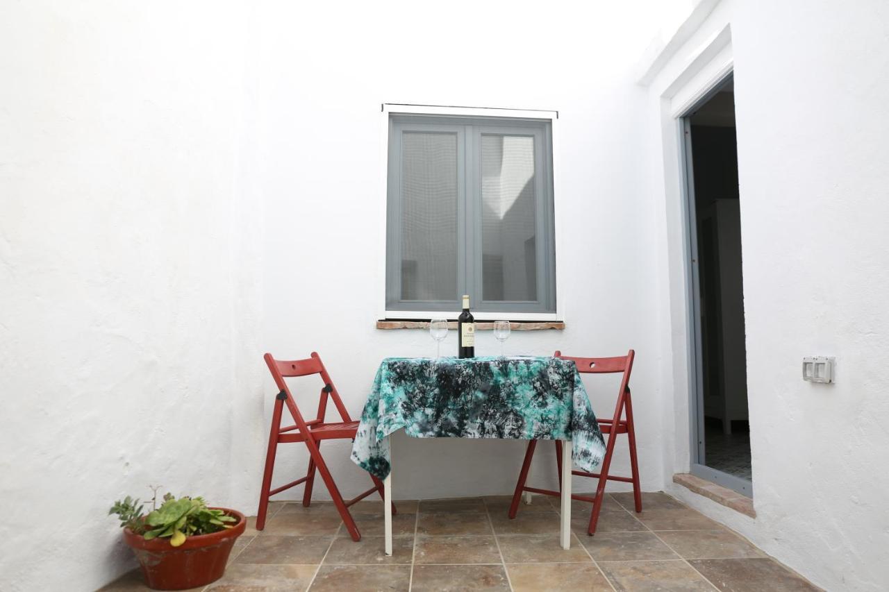 Vivienda Turistica De Alojamiento Rural Silla Vieja เวเฮร์ เด ลา ฟรอนเตรา ภายนอก รูปภาพ