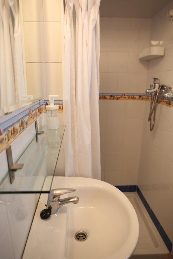 Vivienda Turistica De Alojamiento Rural Silla Vieja เวเฮร์ เด ลา ฟรอนเตรา ภายนอก รูปภาพ