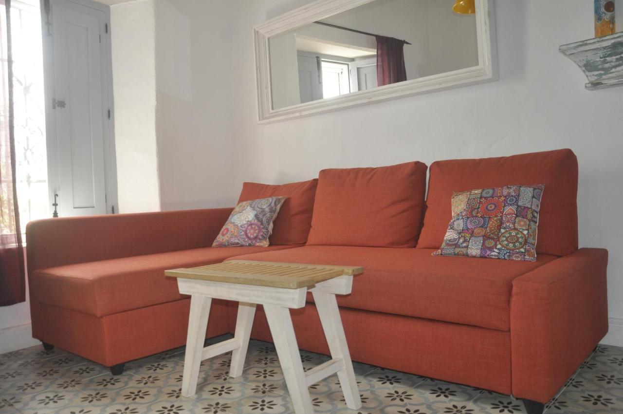 Vivienda Turistica De Alojamiento Rural Silla Vieja เวเฮร์ เด ลา ฟรอนเตรา ภายนอก รูปภาพ
